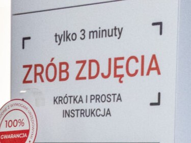 Fotokabina, która umożliwia wykonanie fotografii m.in. do dowodu osobistego, paszportu, prawa jazdy oraz legitymacji.