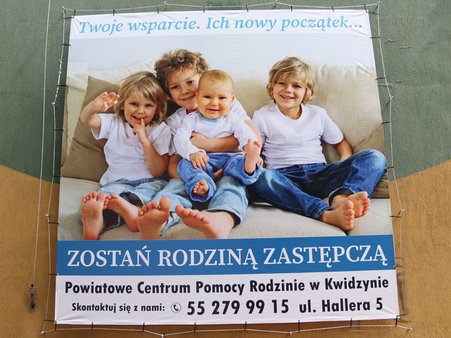 Baner PCPR zawierający informacje podane w artykule.