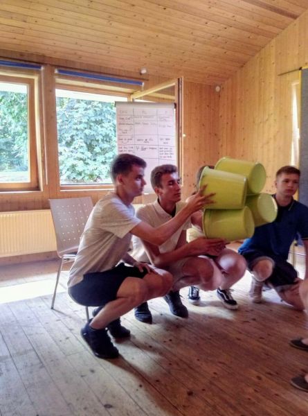 received 736674790084909